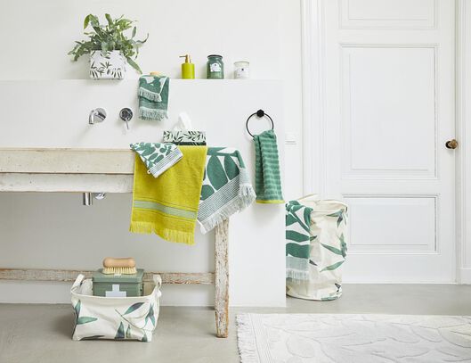 handdoek - zware kwaliteit - bladeren groen/wit - HEMA