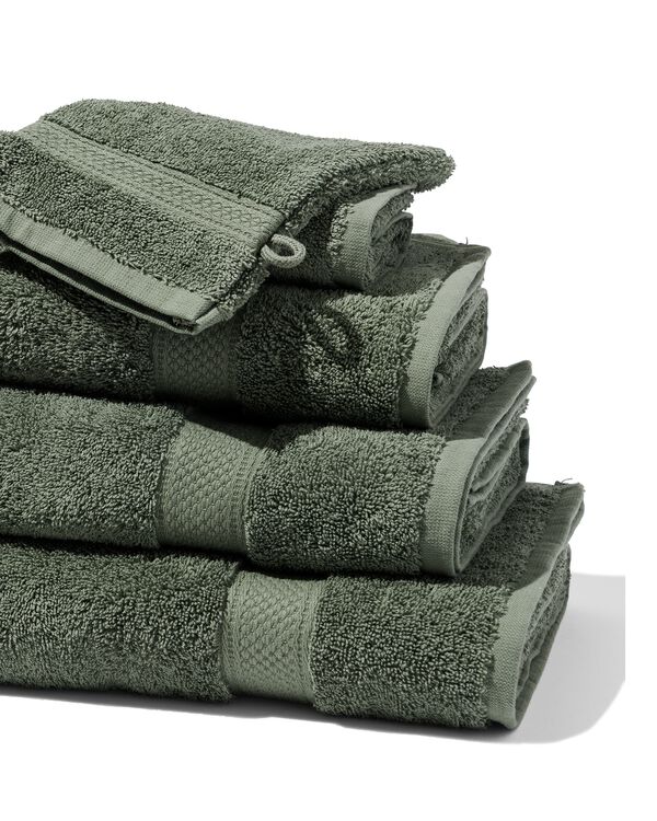 handdoeken - zware kwaliteit legergroen - HEMA