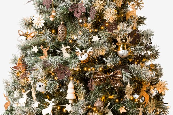 Kerstboom versieren als een pro in 5 stappen - HEMA